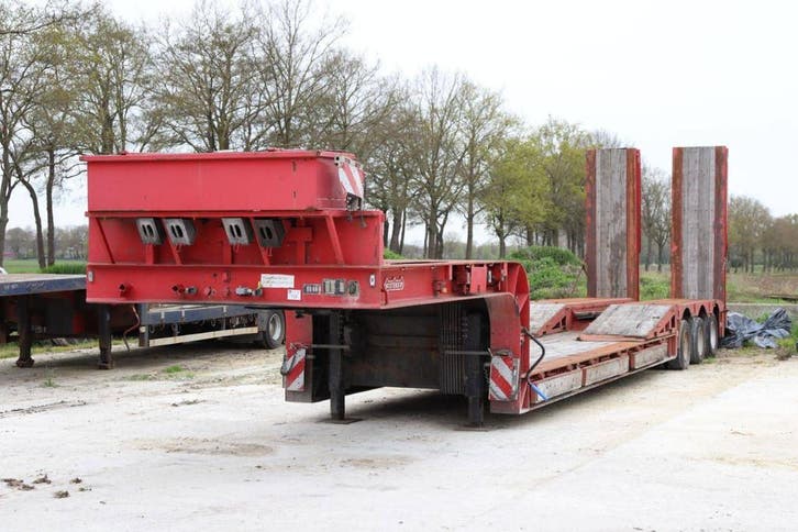 Veiling: Semi-Dieplader Nooteboom EURO-48-03 1994, Auto's, Vrachtwagens, BTW verrekenbaar, Overige brandstoffen, Overige kleuren