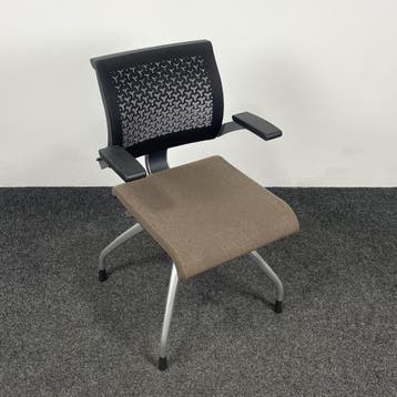 Ahrend 240 Vergaderstoel - Bruine Zitting, Ophalen of Verzenden, Gebruikt
