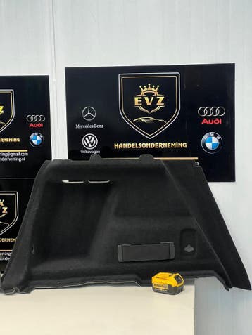 Kofferbak bekleding achter rechts en links BMW 2 serie 2016, Gebruikt, BMW
