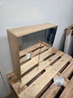 Spiegelkast 60 x 65 cm – Houtskleur | Met 2 plankjes &, Doe-het-zelf en Verbouw, Sanitair, Ophalen of Verzenden, Nieuw, Bad