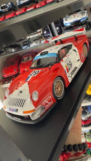 Werk83 1:18 - Modelauto - Porsche 911 GT1 #29 - 24 uur Le, Nieuw