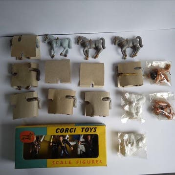 Corgi 1:43 - Model vrachtwagen (14) - Lot daccessoires, Nieuw
