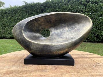 sculptuur, Abstract figuur - 19.5 cm - Composiet