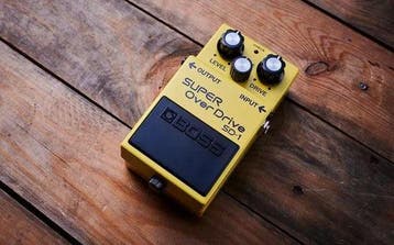 Boss SD-1 Super Overdrive Geel - Gebruikt Gitaareffect, Muziek en Instrumenten, Instrumenten | Toebehoren, Ophalen of Verzenden