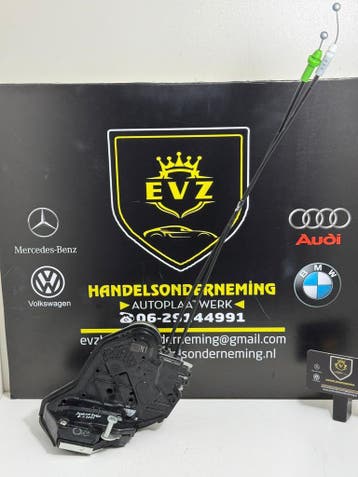Toyota Aygo deurslot mechaniek bj.2022 art.AISIN-N1, Gebruikt, Toyota, Deur