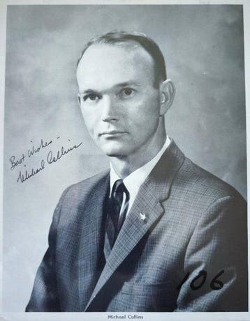 Gesigneerde foto - Michael Collins Apollo 11