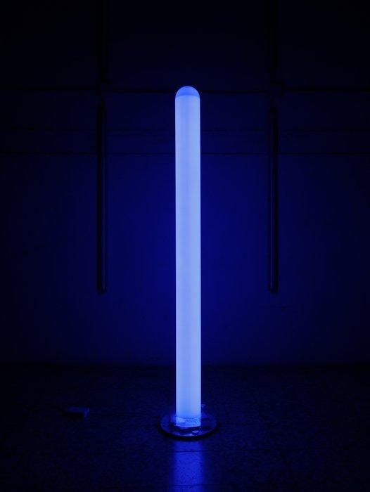 Artemide - Ernesto Gismondi - Staande lamp - Metacolor LED -, Antiek en Kunst, Antiek | Lampen