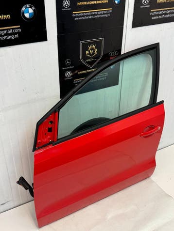 Portier 4-deurs links voor VW Polo 6R bj.2010 rood LPG3, Gebruikt, Links, Volkswagen, Deur