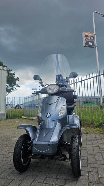 For motion on four occassion met luxe stoel, Verzenden, Nieuw, Overige merken, 16 km/u of meer