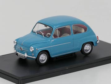 GSDCCmag 00024FI600blue 1960 Fiat 600D, blue 1/24 (Personen), Ophalen of Verzenden, Nieuw