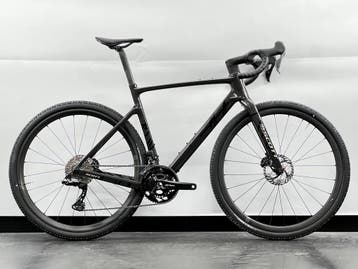 Scott Addict Gravel 15 2026 ‘Carbon Black’ Medium VAN €4999, Fietsen en Brommers, Fietsen | Racefietsen, Overige merken, Carbon