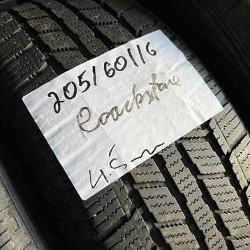 2 x Roadstone 205-60-16 Winterbanden 4,5mm, Gebruikt, 16 inch, Band(en), Personenwagen