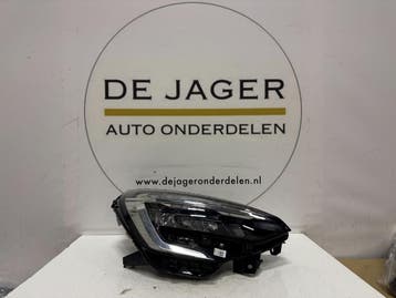 RENAULT CLIO V 5  KOPLAMP LED PURE VISION RECHTS 260100902R, Ophalen, Gebruikt, Renault