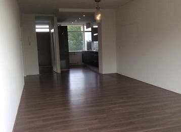 Te Huur 4 Kamer Appartement Einsteinplaats In Rotterdam, Rotterdam, Direct bij eigenaar, Appartement, Rotterdam