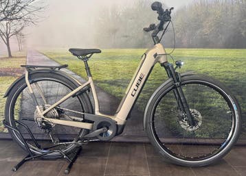 Cube Kathmandu Pro Elektrische fiets - XS Framemaat - 750WH, Ophalen of Verzenden, Zo goed als nieuw, Minder dan 47 cm, Cube