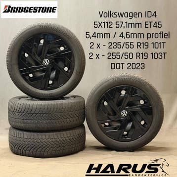 Originele Volkswagen Audi 19 inch winterwielenset 1EA601027B, 19 inch, Gebruikt, Banden en Velgen, 235 mm