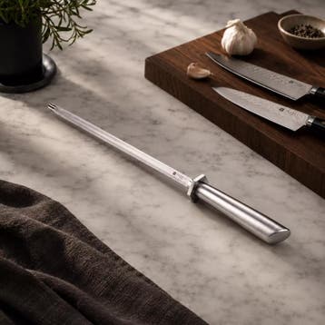 Yaxell Aanzetstaal 25 cm – Roestvrij Staal – Professione, Ophalen of Verzenden, Nieuw, Overige typen