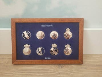 Witte Gouden Schildjes Real Madrid Club de Fútbol., Verzamelen, Nieuw
