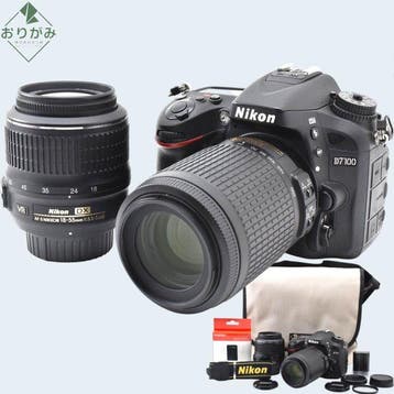 Nikon D7100 + AF-S Nikkor 3.5-5.6/18-55mm G VR + AF-S Nikkor, Nieuw