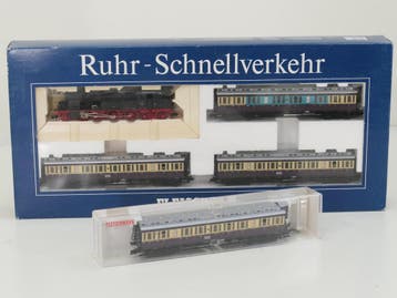 Schaal H0 Fleischmann NEW OLD STOCK COMPLETE SET 4887 en..., Fleischmann, Nieuw, Ophalen of Verzenden, Gelijkstroom