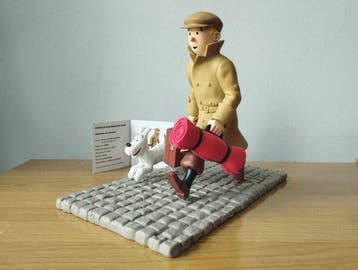 Tintin - Ils Arrivent - Statuette Moulinsart 45994, Nieuw