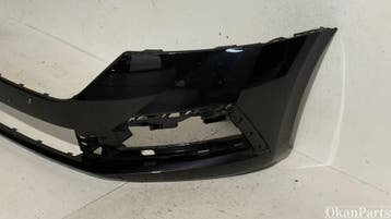 Skoda Octavia IV voorbumper 5E3807221, Auto-onderdelen, Ophalen, Gebruikt, Voor, Bumper