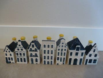 KLM-huisje - Zeven KLM/Bols huisjes gevuld met Bols