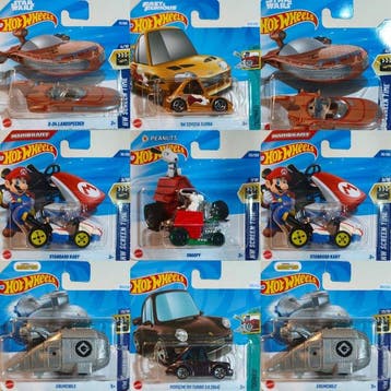 Hot Wheels, SNOOPY-STAR WARS-MARIO KART 1:64 - Modelauto (9), Nieuw