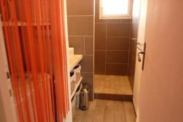 Te Huur Kamer Bazarstraat In Den Haag, Huizen en Kamers, Kamers te huur, Minder dan 20 m², Den Haag