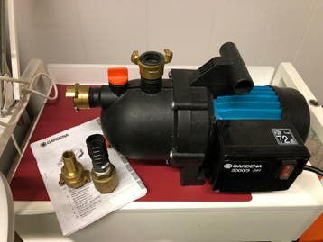 Waterpomp Gardena 3000/3 jet, Ophalen, Zo goed als nieuw, Handmatig, Bronpomp