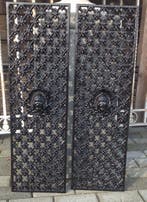 Veel diverse modellen gietijzeren deurroosters op voorraad, Nieuw, Metaal, Overige typen