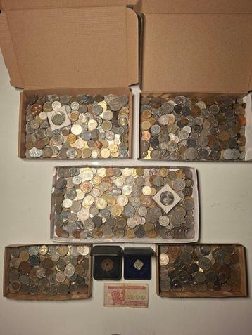 Wereld. Collection of coins (Zonder minimumprijs)