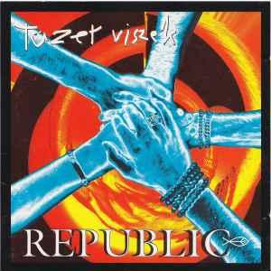 cd - Republic - TÃ¼zet Viszek, Verzenden, Zo goed als nieuw
