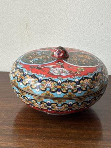 Bonbonnière - Emaille, Kloisonemail metaal - Japan - Meiji, Antiek en Kunst