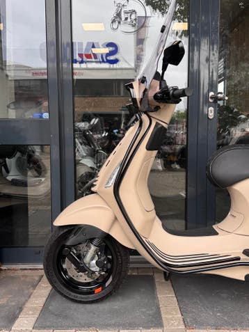 Vespa Sprint custom brom 2025 | 1000km! | 1e eig., Overige modellen, Maximaal 45 km/u, Zo goed als nieuw, Benzine