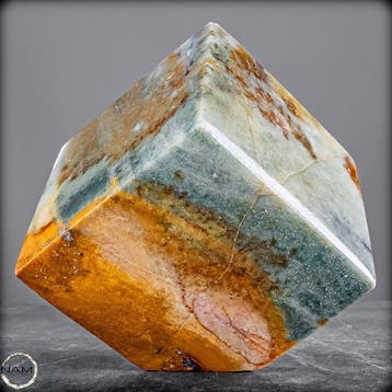 Natuurlijke Ocean Jasper kubus met een gelaagde tekening en