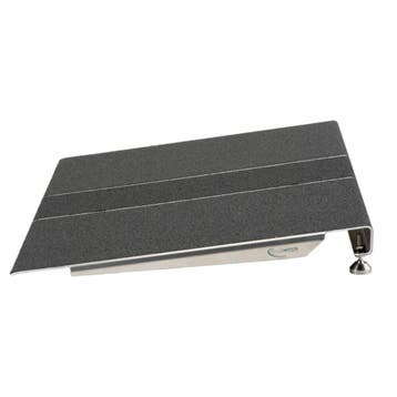 Verstelbare aluminium drempelhulp met antislip – 91,5 cm bre, Diversen, Verpleegmiddelen, Ophalen of Verzenden, Nieuw
