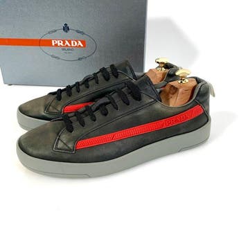 Prada Lop-top 4E 3196 UK 9.5 + Box & Dustbag - Sneakers -, Kleding | Heren, Nieuw
