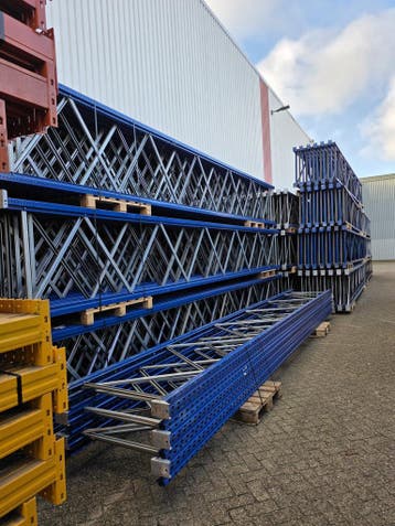 Armes palletstelling H7000 x B2700 x D900mm, gebruikt -, Ophalen of Verzenden