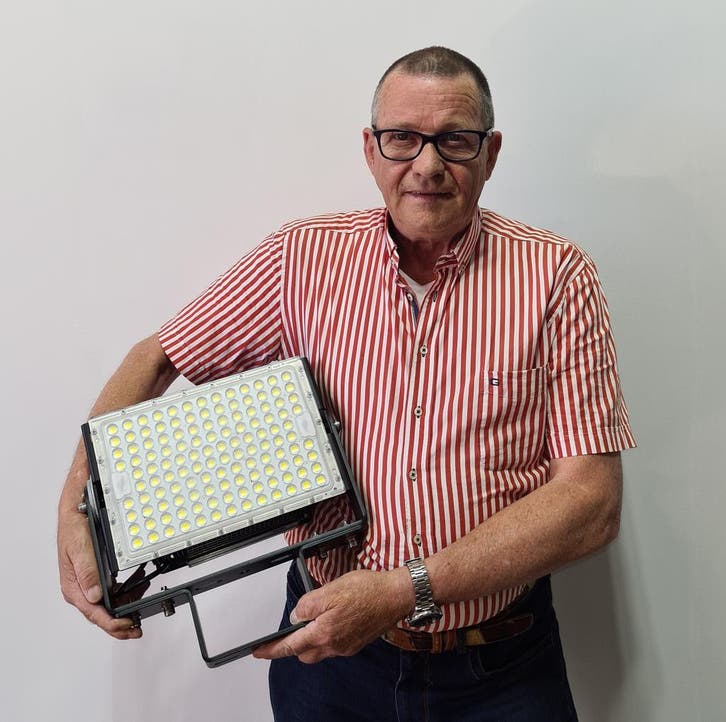 Hijskraan schijnwerper RVS 300W / 51.000 LUMEN 230VAC of..., Diversen, Overige Diversen