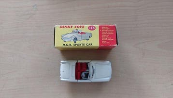 Dinky Toys 1:43 - Modelauto - M.G.B. Sports Car, Nieuw