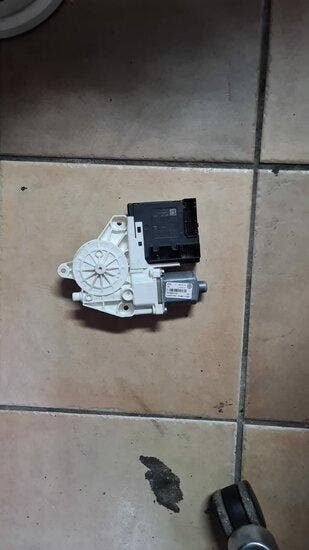 Tiguan 5n0  Ruitbedieningsmotor raammotor Links voor 5N09..., Verzenden, Nieuw