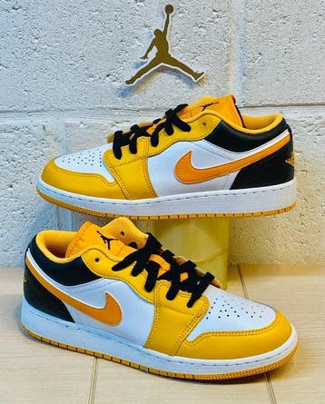 Air Jordan - One Mid University Gold P39 - Sneakers - Maat:, Kleding | Heren, Nieuw