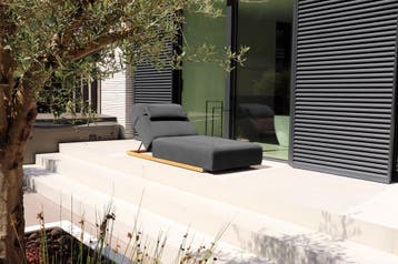 Flow Lio daybed sooty met teakhouten frame |, Ophalen of Verzenden, Nieuw