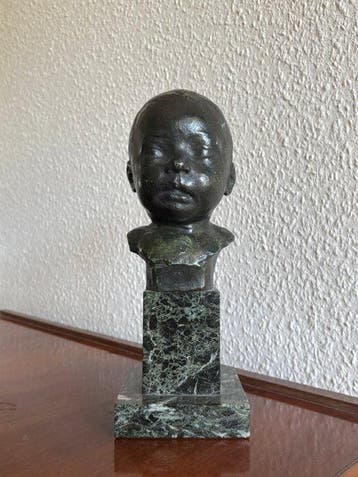 Franz Löhr (1874-1918) - sculptuur, Büste eines Kindes - 27
