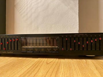 TEAC - EQA-22 Stereo grafische equalizer, Nieuw