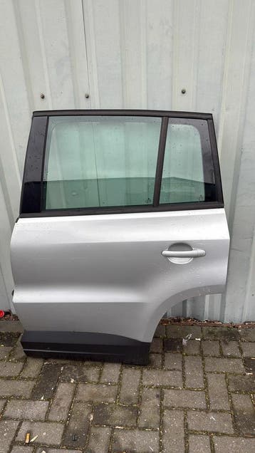Tiguan 5N0 Portier Links Achter Zilvergrijs LA7W, Nieuw