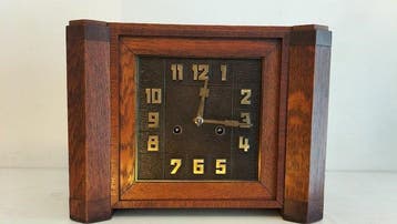 Amsterdamse School klok - Art Deco rood eiken- messing-