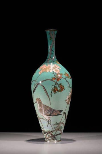 Vaas - Emaille, Een cloisonné-emaille vaas met een, Antiek en Kunst
