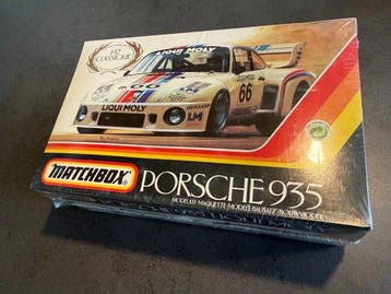 Matchbox 1:32 - Model raceauto - Porsche 935, Nieuw